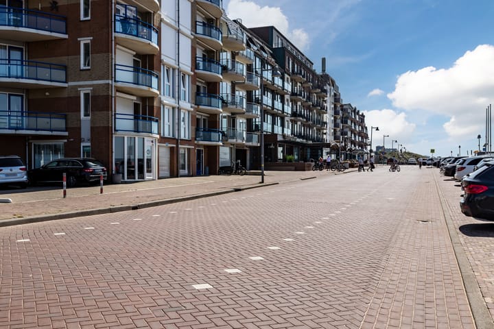 Foto 42 van Boulevard Ir de Vassy 153