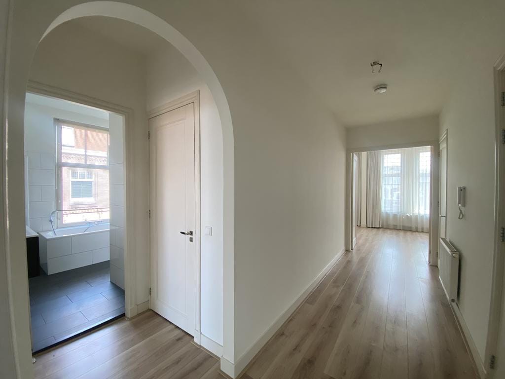 Foto 10 van Koninginneweg 56-3