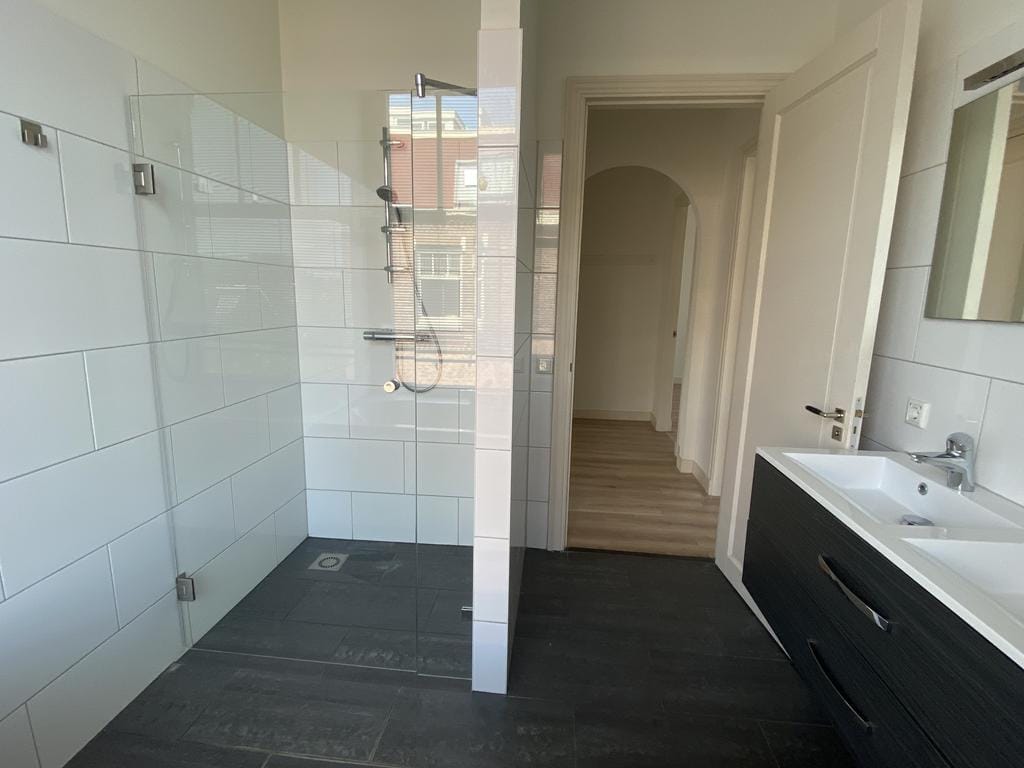 Foto 16 van Koninginneweg 56-3