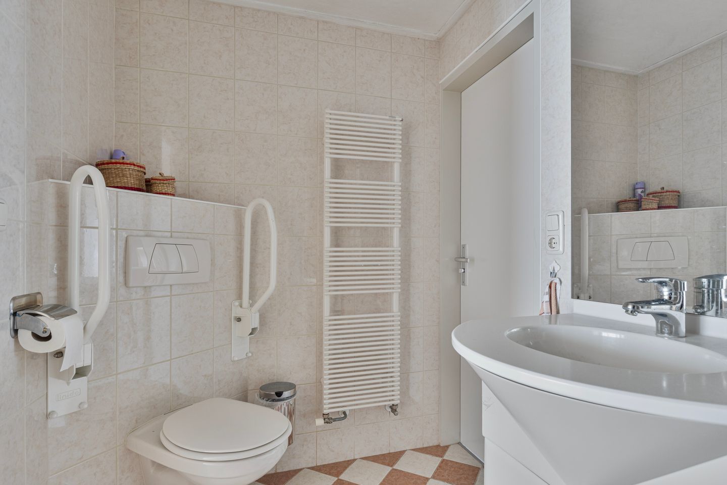 Foto 10 van J.L.Dinklahof 1