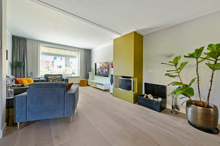 Foto 6 van De Ruyterstraat 29