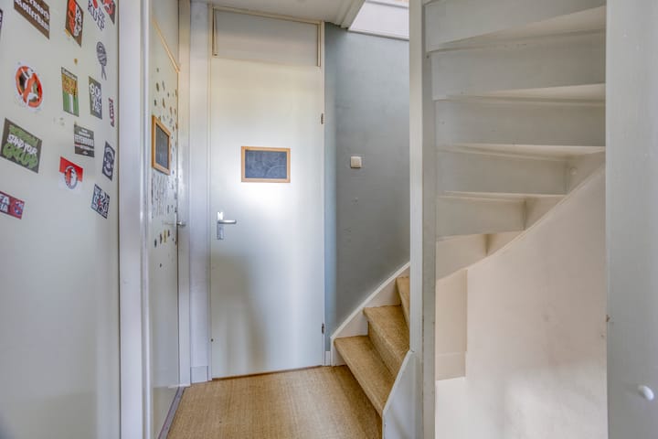 Foto 25 van Roosje Vosstraat 14