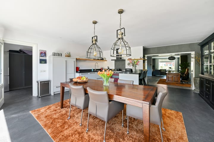 Foto 18 van De Ruyterstraat 29