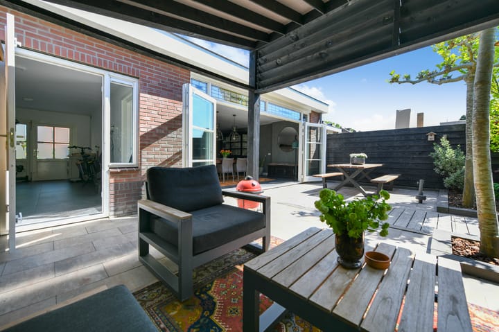 Foto 43 van De Ruyterstraat 29