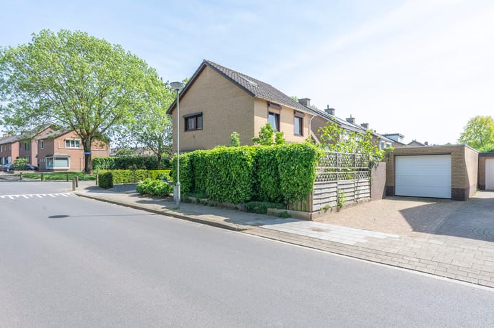 Photo 7 of Dross de Sauvetstraat 12