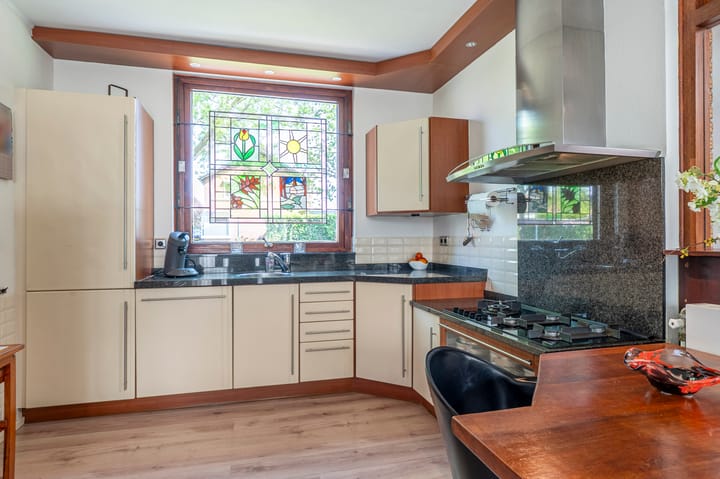 Photo 17 of Dross de Sauvetstraat 12