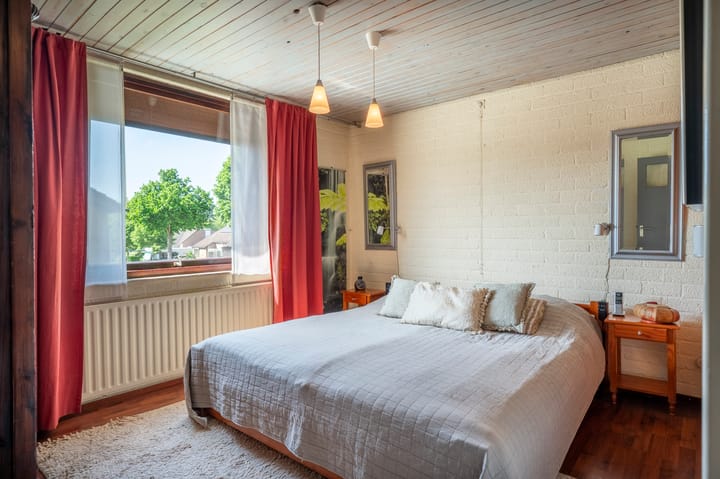 Photo 24 of Dross de Sauvetstraat 12