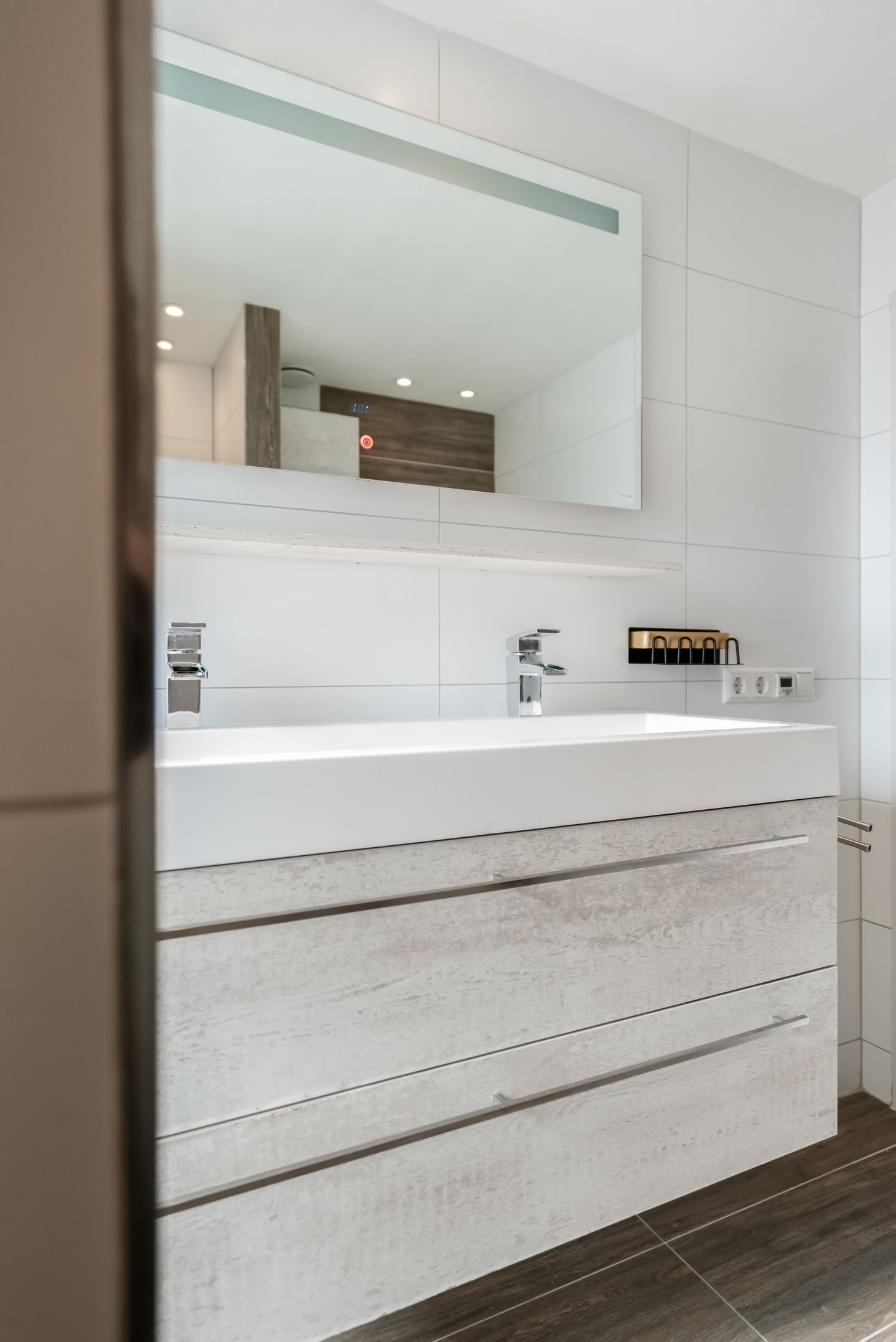 Photo 35 of Ambachtsherenweg 27