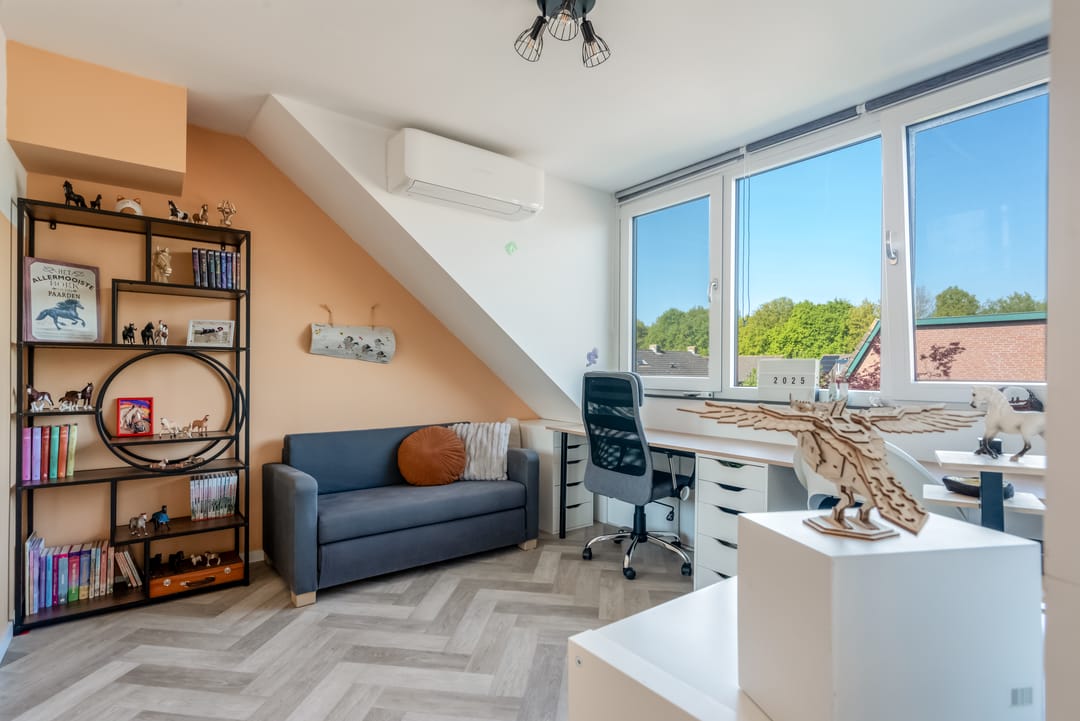 Photo 38 of Ambachtsherenweg 27