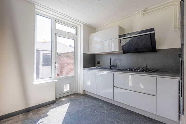 Foto 8 van Briandstraat 31