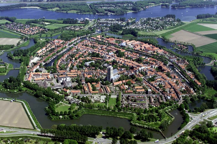 Foto 23 van Voorstraat 63