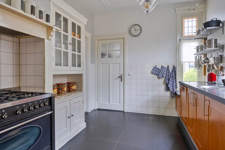 Foto 16 van Schuttersweg 46