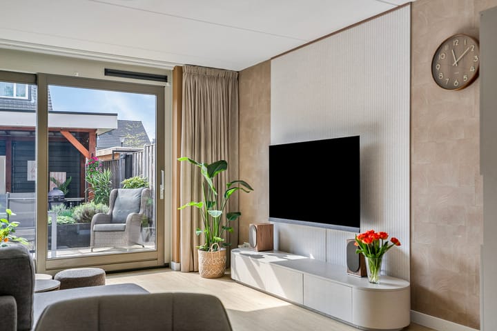 Foto 8 van Frits Koolhovenweg 19