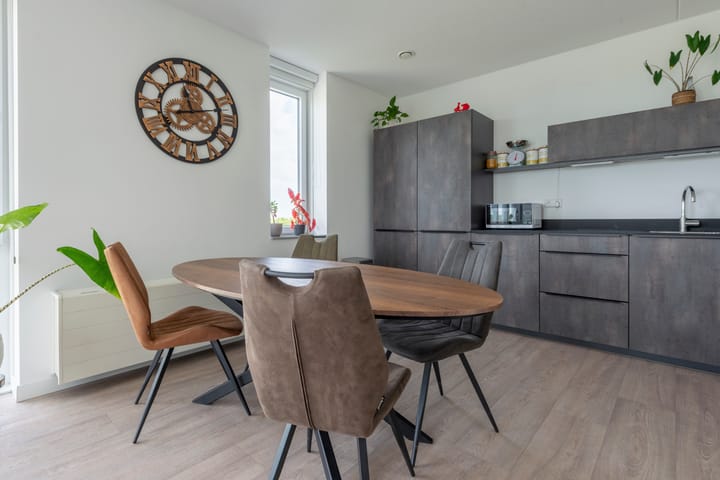 Foto 15 van Ambonstraat 78