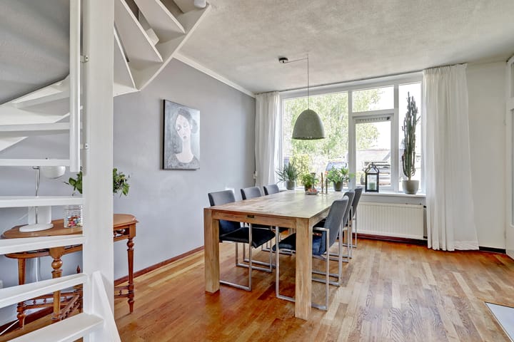 Foto 14 van Mr. Simon Buijsstraat 38