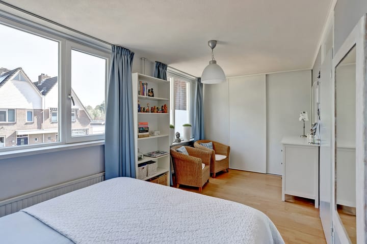 Foto 28 van Mr. Simon Buijsstraat 38