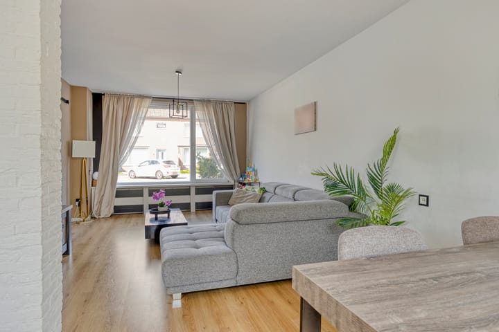 Foto 8 van Perzikstraat 6