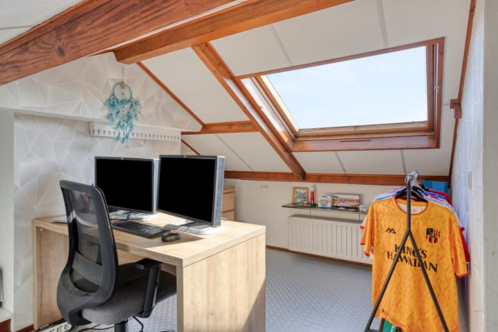 Foto 27 van Perzikstraat 6