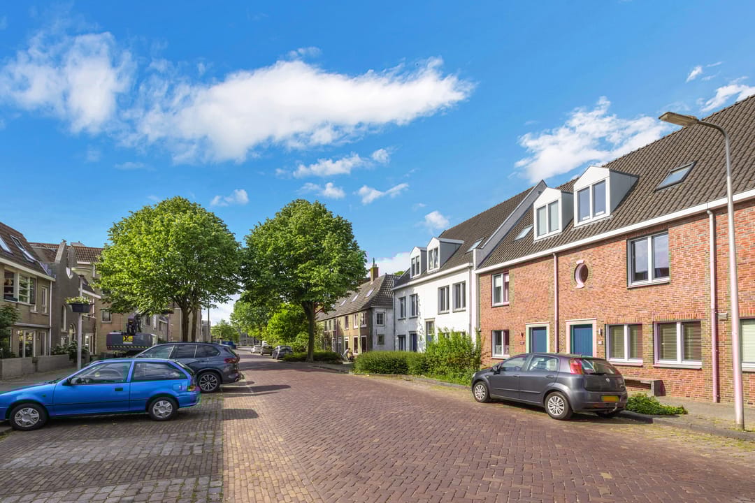 Foto 7 van Opzoomerlaan 17