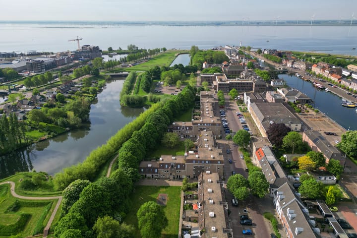 Photo 43 of Opzoomerlaan 17