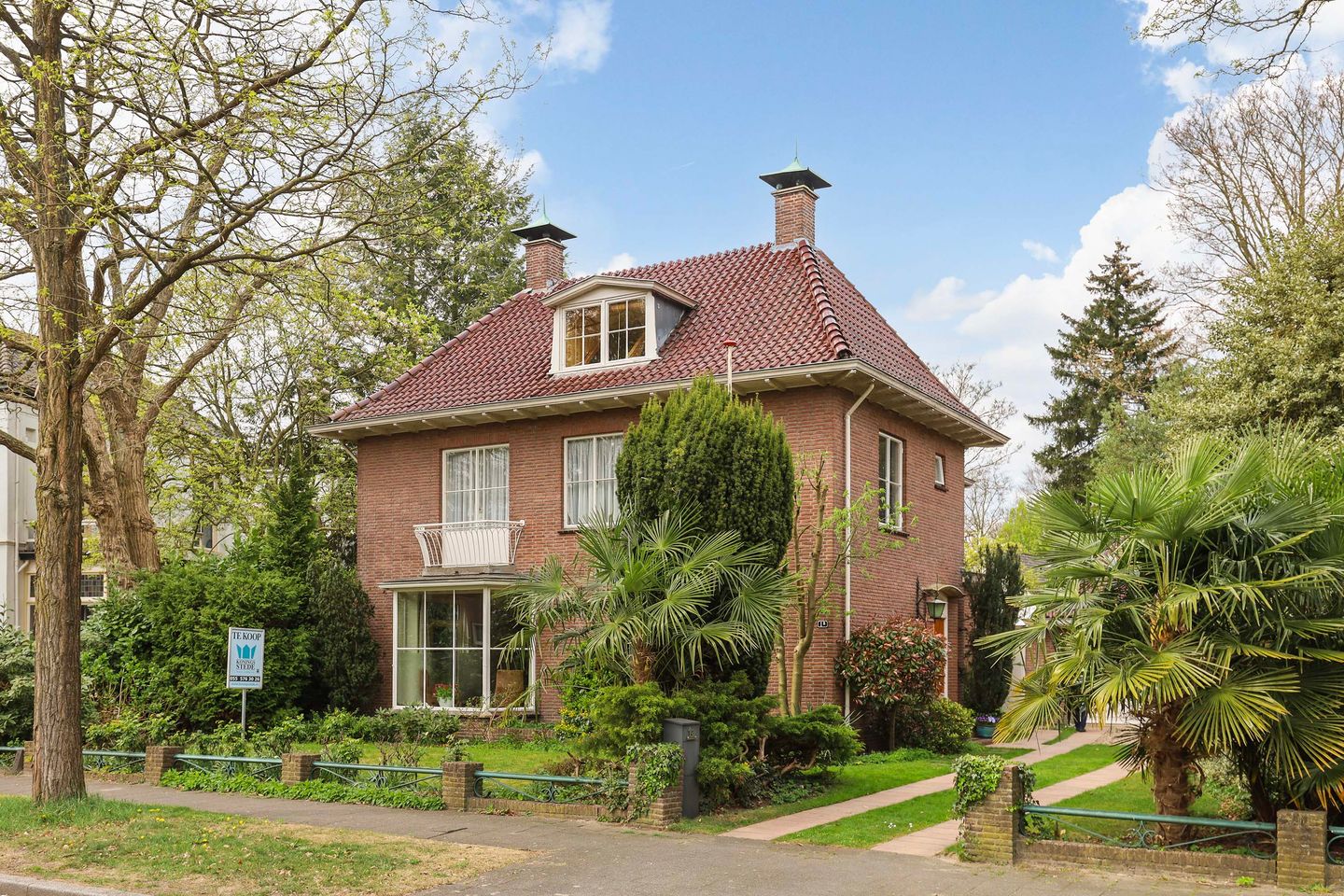 Foto 1 van Mr. Van Hasseltlaan 1-A