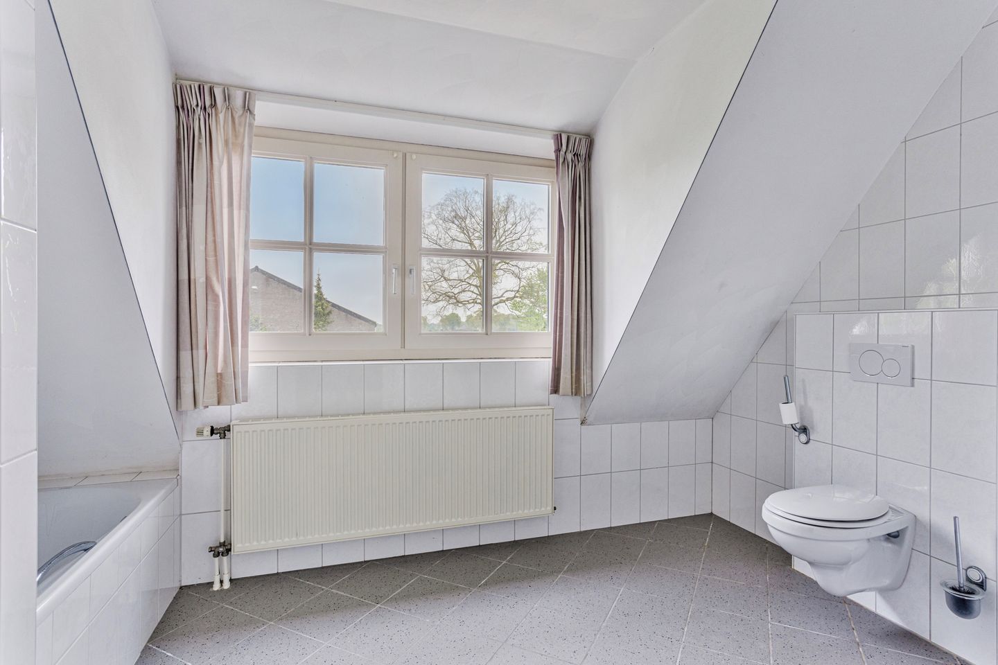 Foto 44 van Oostelbeersedijk 12