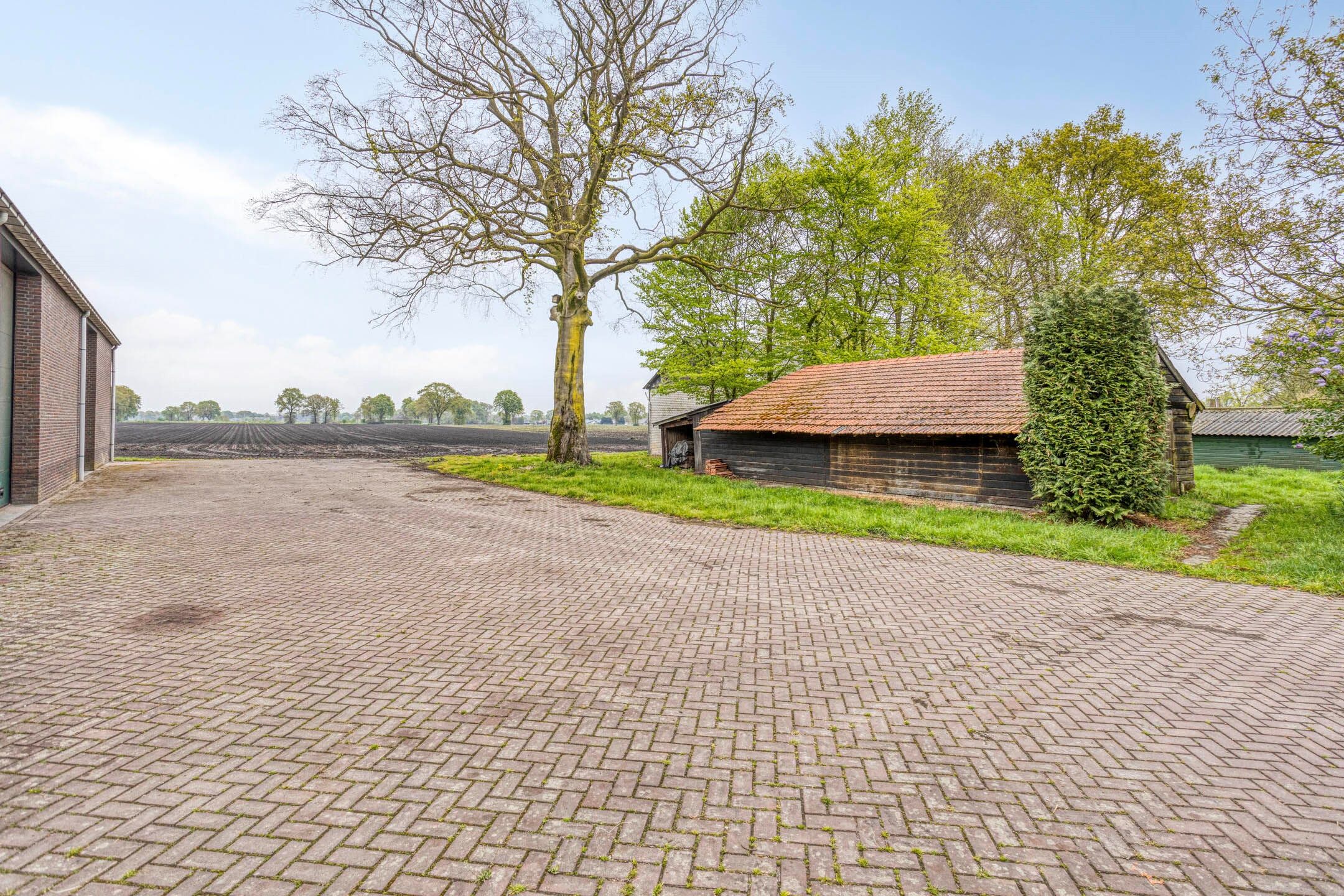 Foto 63 van Oostelbeersedijk 12