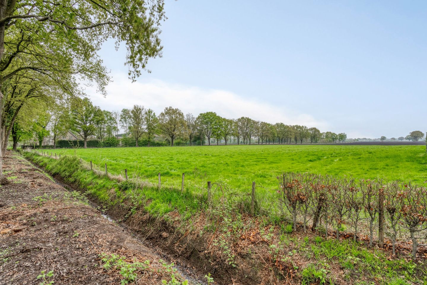 Foto 74 van Oostelbeersedijk 12