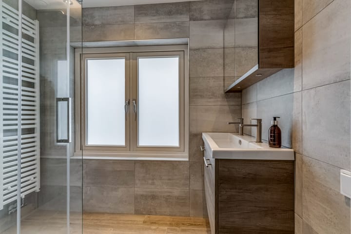 Foto 12 van Van der Duyn van Maasdamstraat 2