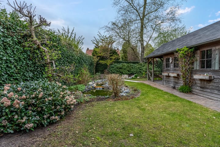 Foto 17 van Van der Duyn van Maasdamstraat 2