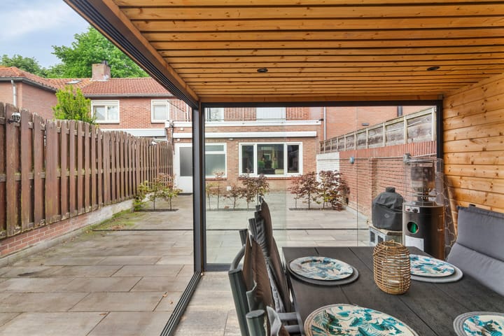 Foto 25 van Lucia Eijckenstraat 20