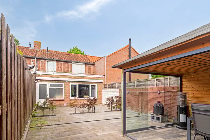 Foto 26 van Lucia Eijckenstraat 20