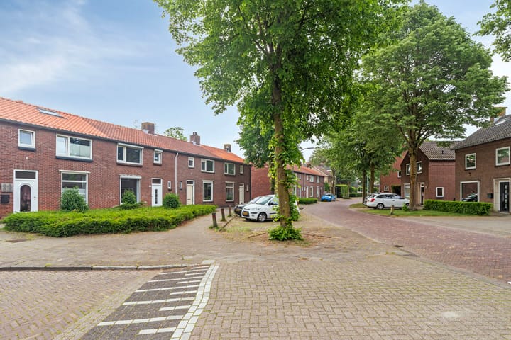 Foto 29 van Lucia Eijckenstraat 20