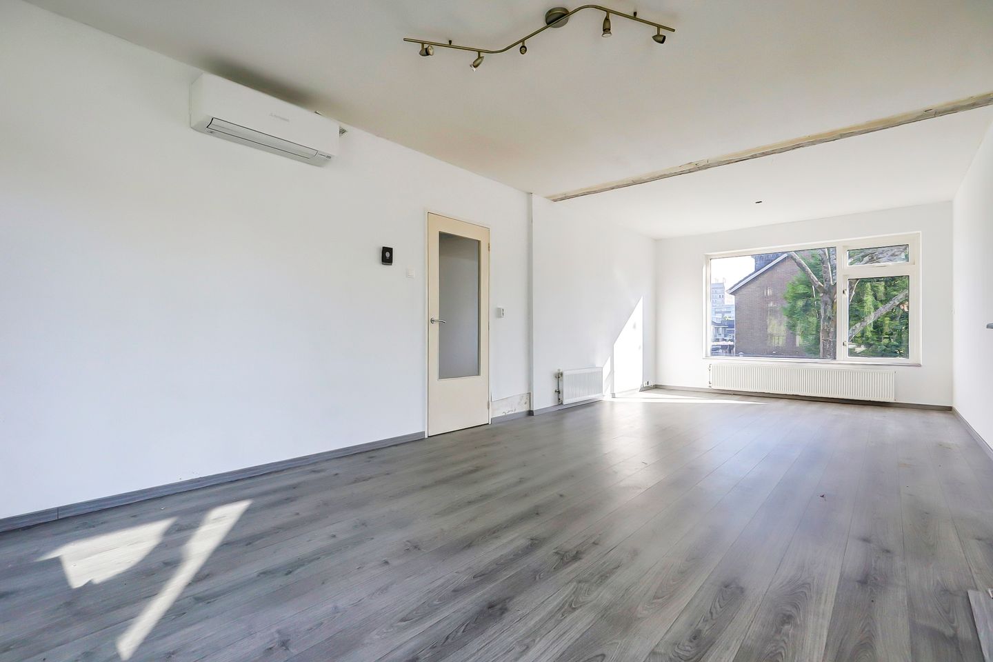 Foto 4 van Dahliastraat 4