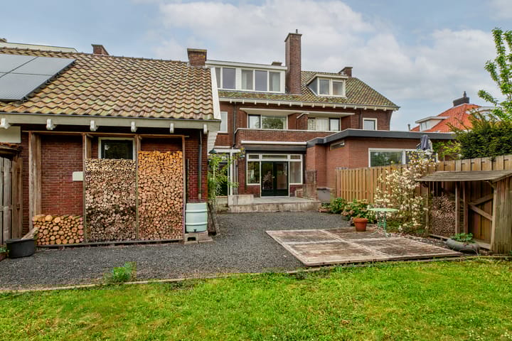 Foto 28 van De Mussetstraat 9