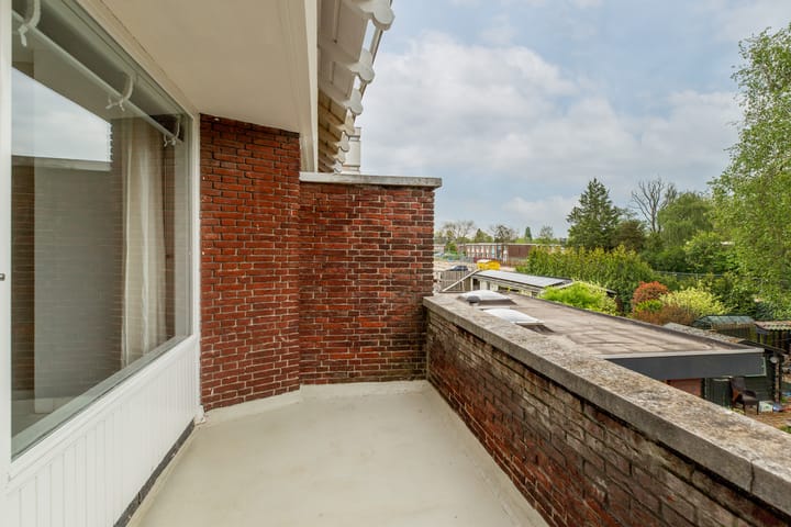 Foto 35 van De Mussetstraat 9