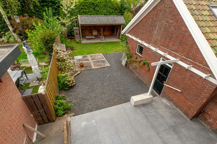 Foto 38 van De Mussetstraat 9