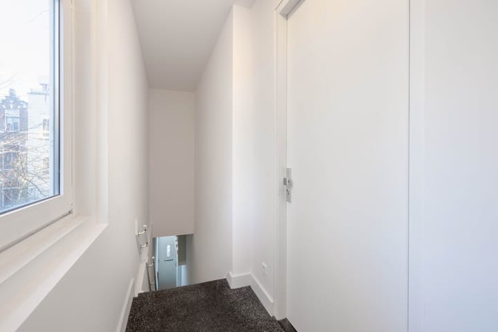 Foto 9 van Schoonderloostraat 155-B