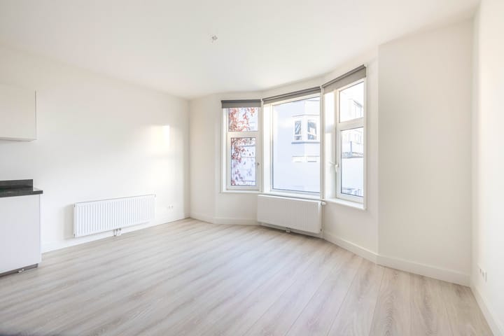 Foto 11 van Schoonderloostraat 155-B