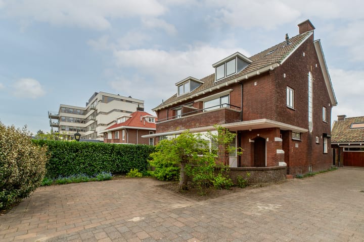 Foto 69 van De Mussetstraat 9