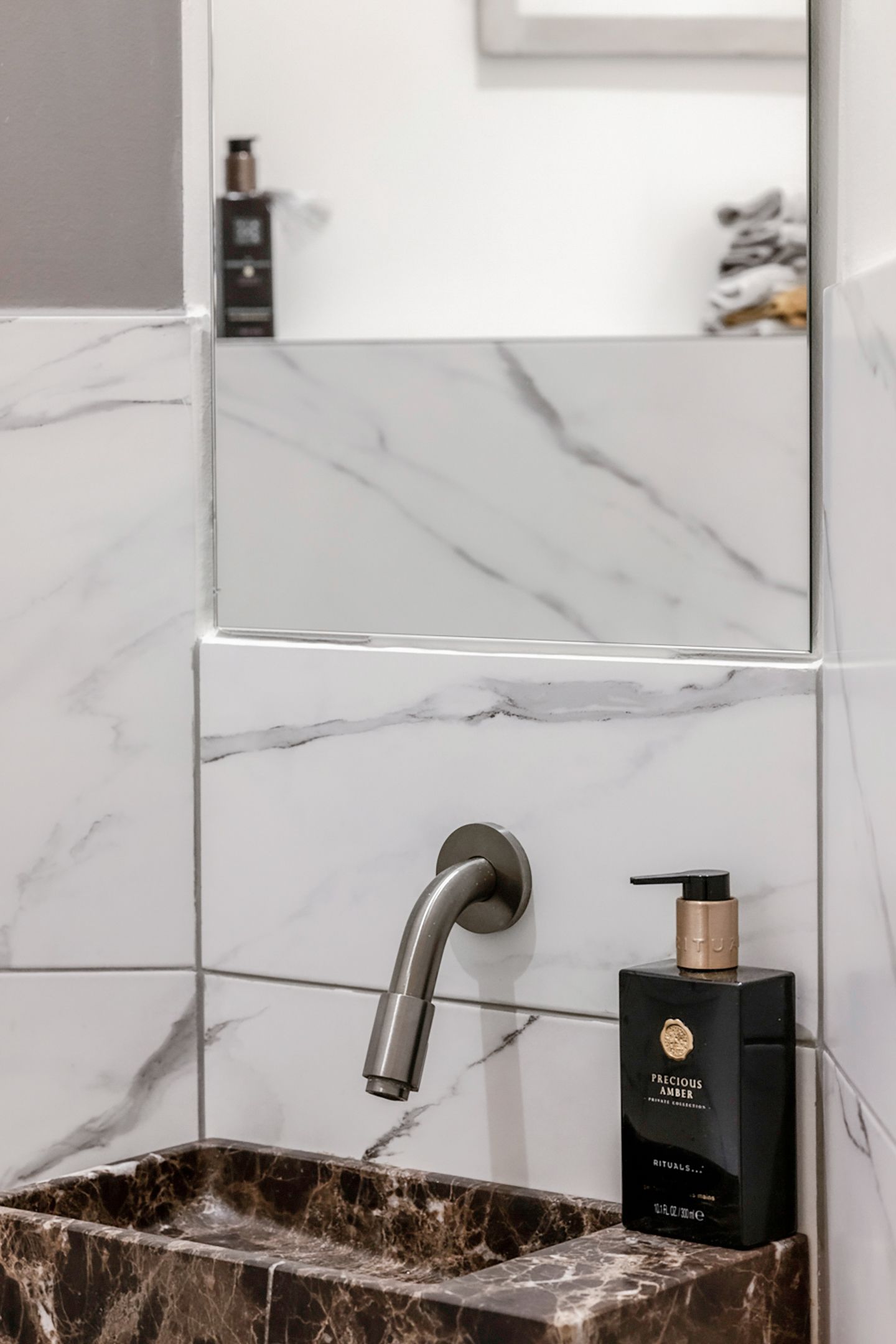 Photo 21 of Burgemeester Le Fèvre de Montignylaan 65