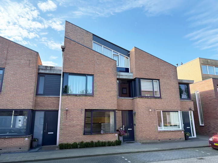 Foto 1 van Hendrik van Lunterenstraat 10