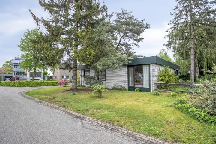 Foto 1 van Amathasstraat 2