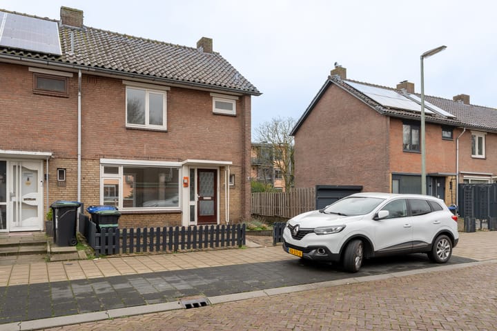 Foto 23 van Reggestraat 15