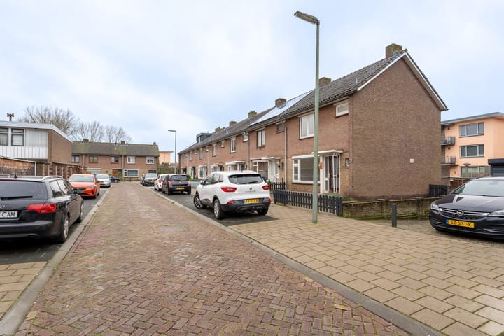 Foto 25 van Reggestraat 15