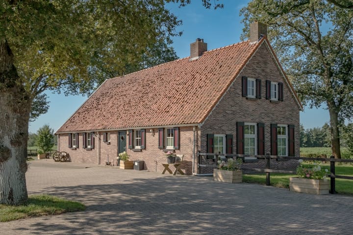 Foto 8 van Busselterweg 16