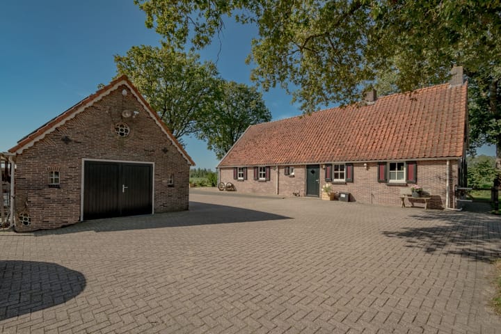 Foto 10 van Busselterweg 16