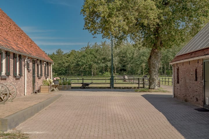 Foto 14 van Busselterweg 16