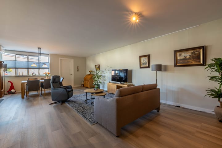 Foto 8 van Uiverstraat 2