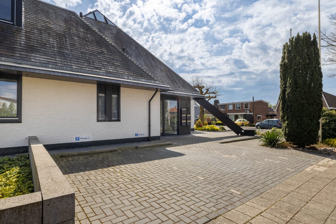 Foto 26 van Uiverstraat 2